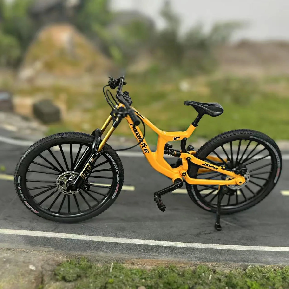 1:8 Alloy Mountain Bike Model with Realistic Gears