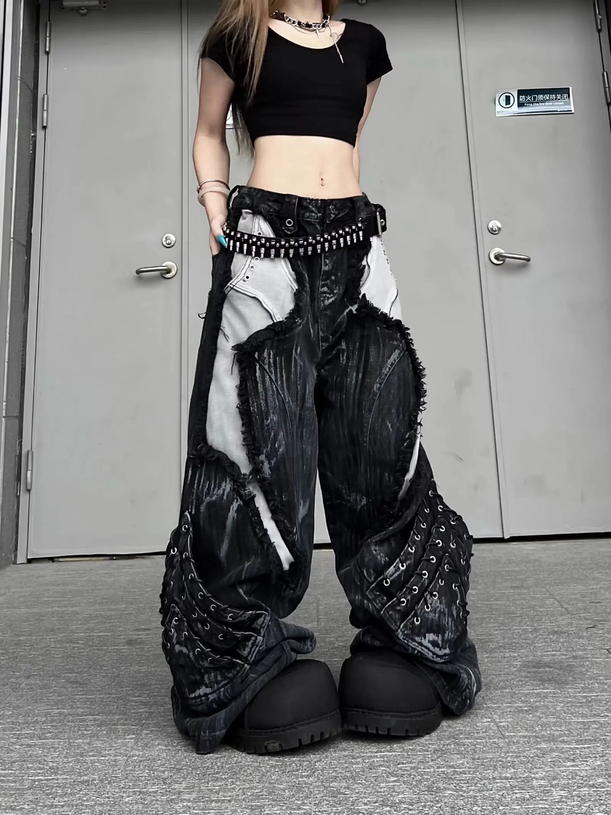 Vintage Distressed Wide Leg Cargo Jeans for Women